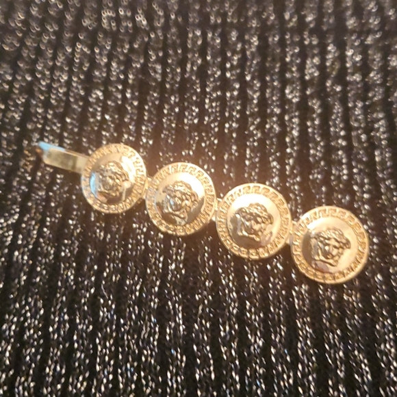 Medusa  coin hairclips - Picture 2 of 3